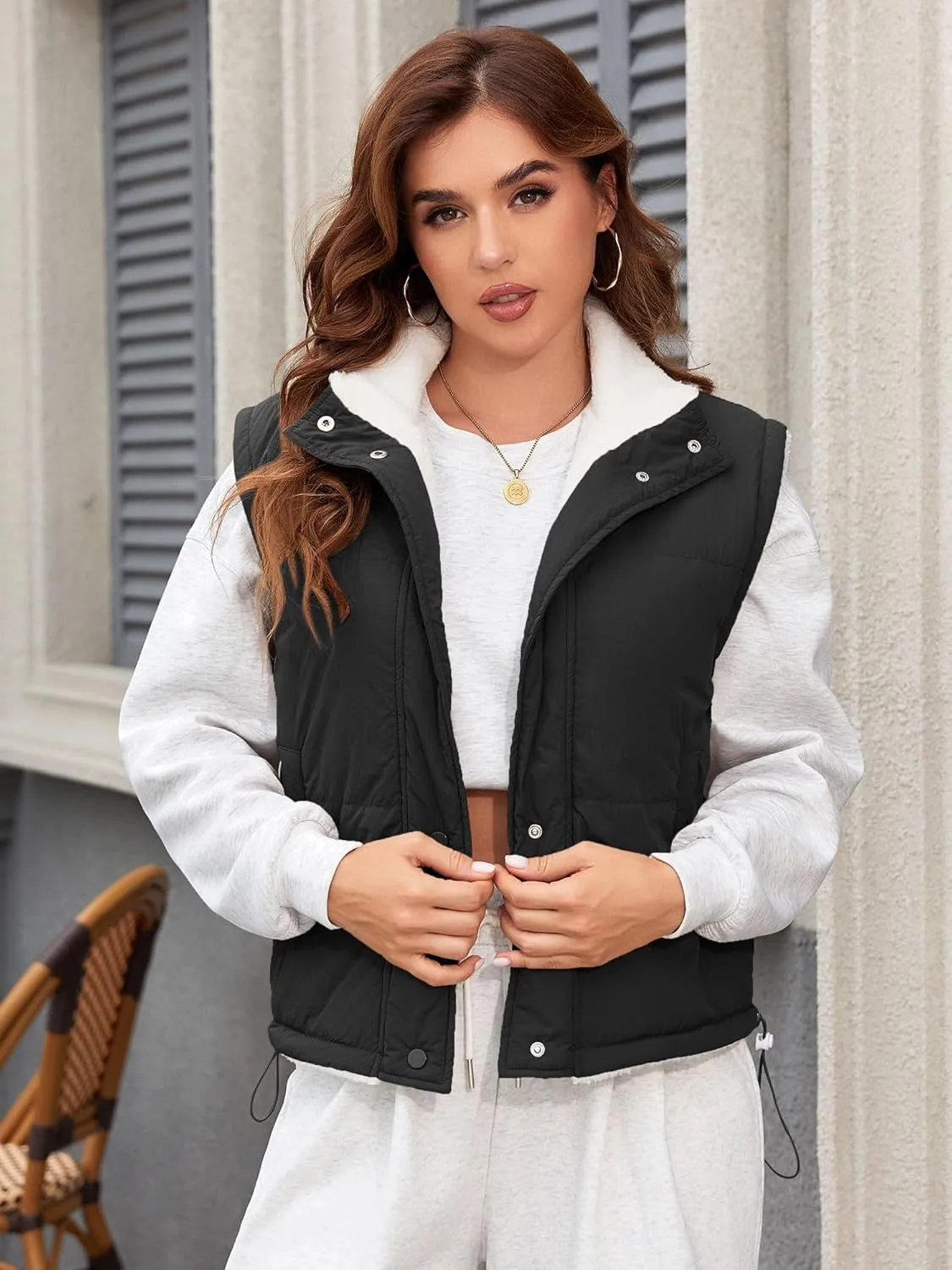 ZAFUL Womens 2024 Fall Cropped Puffer Vest Reversible Zip Up Quilted Vest Sleeveless Winter Fleece Jacket Outerwear